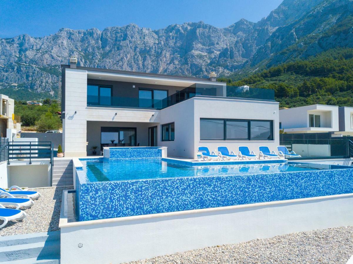 Luxury Villa High Hopes With Pool Makarska Exteriör bild