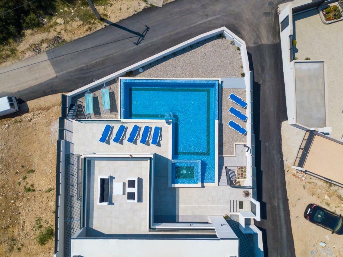 Villa Lacus Makarska Exteriör bild
